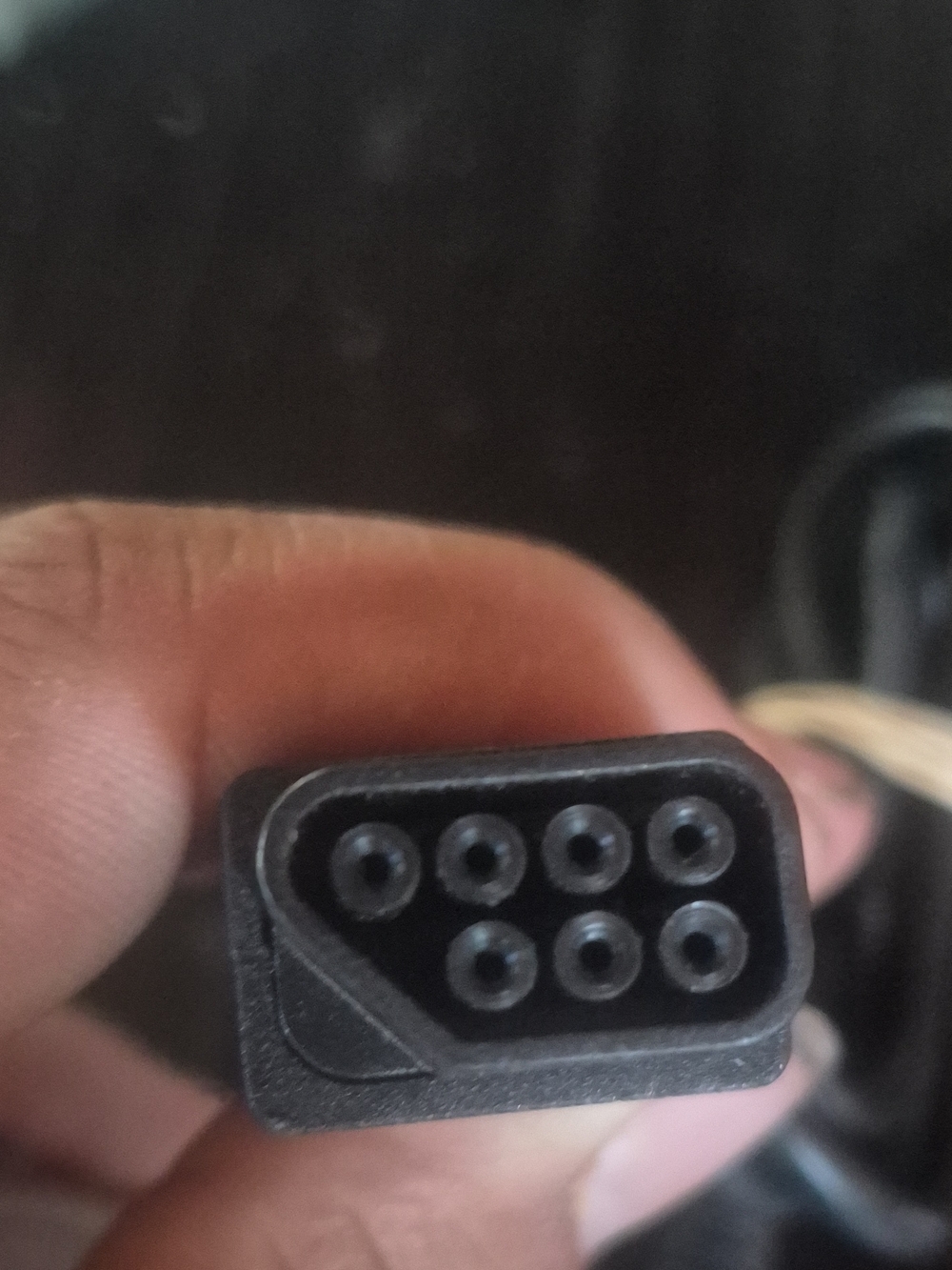 Untested Wired Black Retro-Style Game Controller - Classic 4-Button Design - Picture 3 of 3